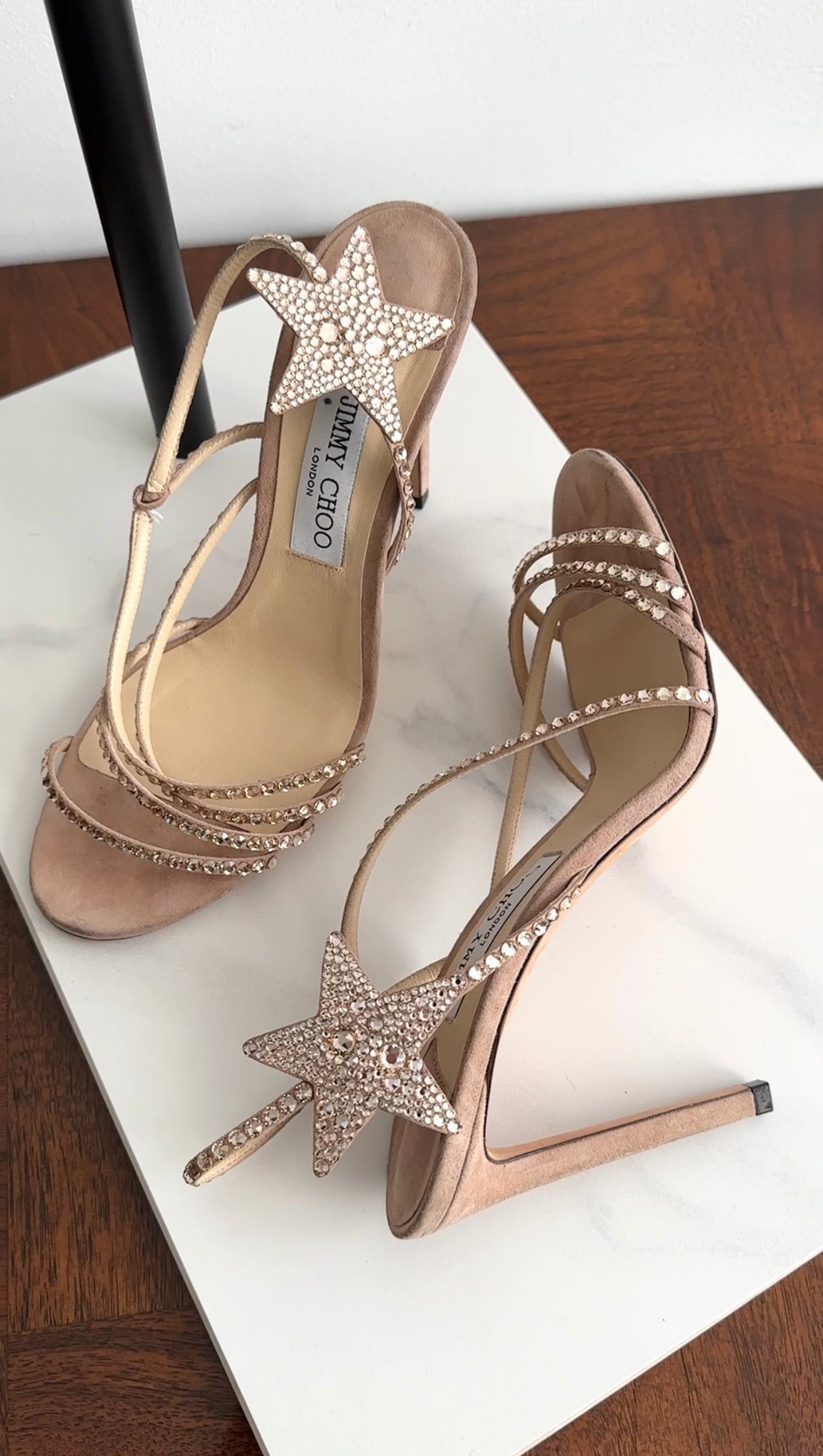 Jimmy Choo Nude Suede Strass Star Sandals - 40