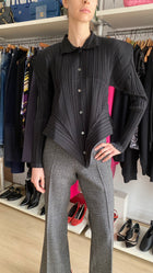 Issey Miyake Black Pleated Structured Shirt - M / US 6