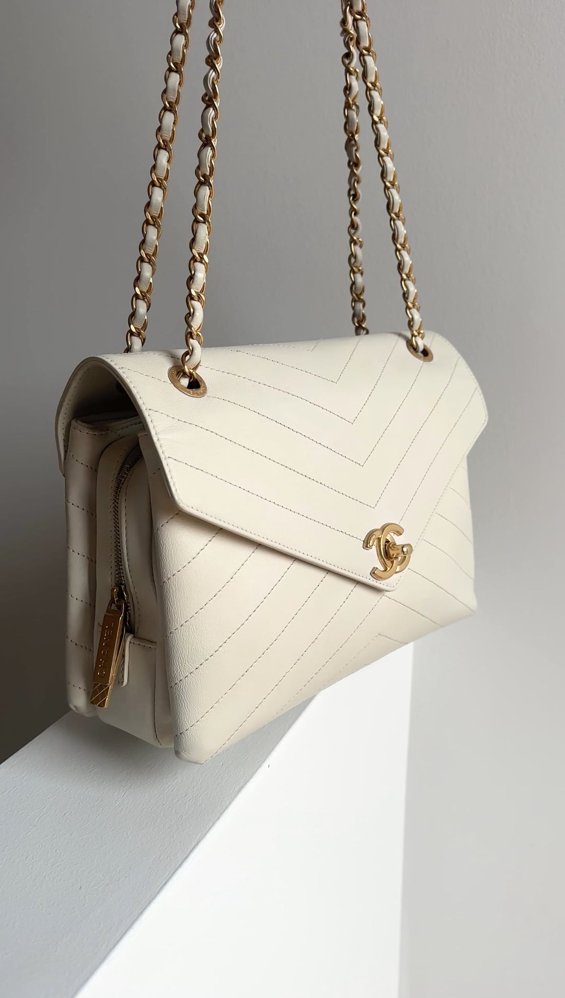 Chanel Ivory Chevron Stitch Compartment Medium Flap Bag