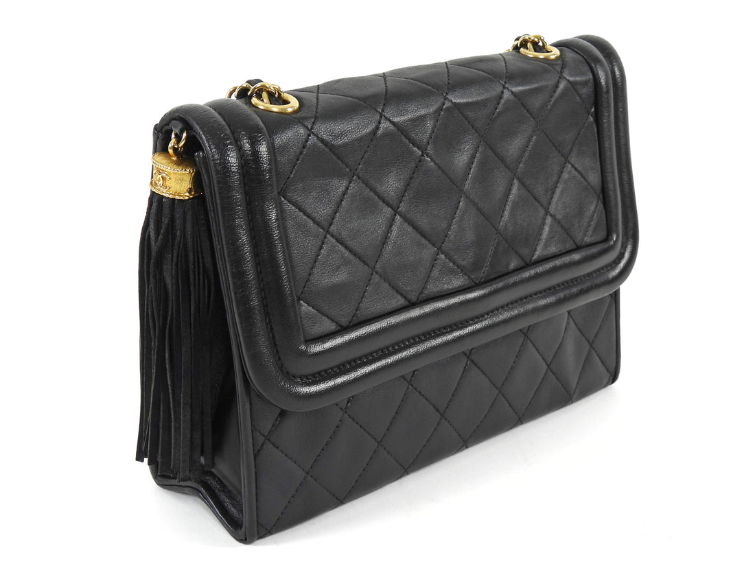 Chanel Black 2006 Vintage Quilted Lambskin Tassel Flap Chain Bag