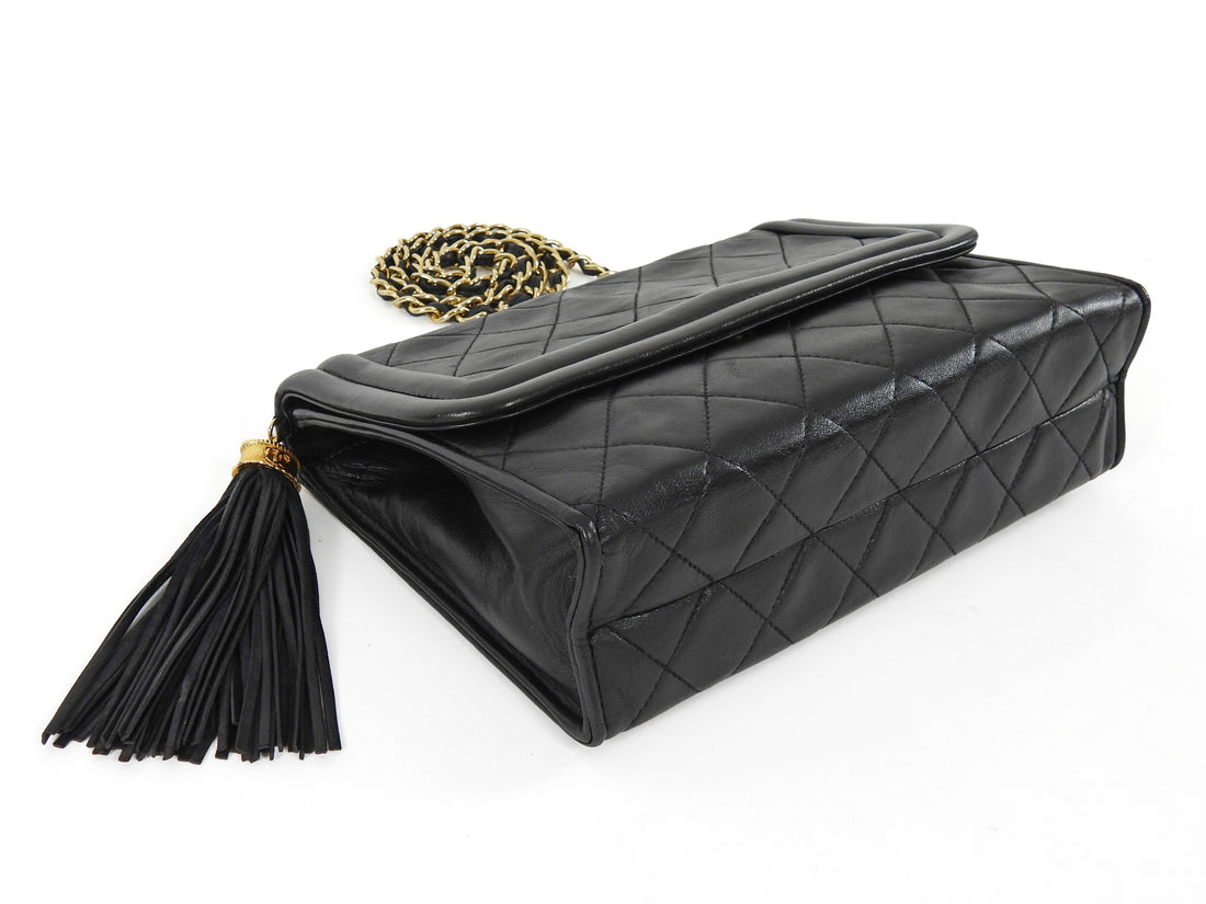 Chanel Black 2006 Vintage Quilted Lambskin Tassel Flap Chain Bag