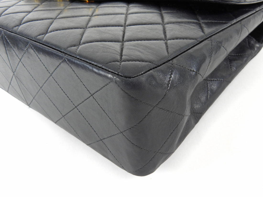 Chanel Black 2000-2002 Vintage Quilted Leather Jumbo Single Flap Chain Bag GHW