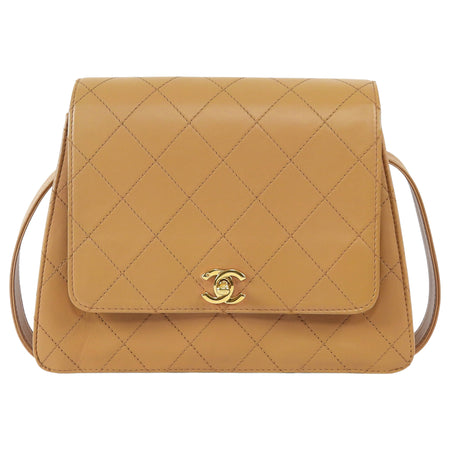 Chanel Camel Beige Vintage 1997 CC Quilted Medium Shoulder Bag