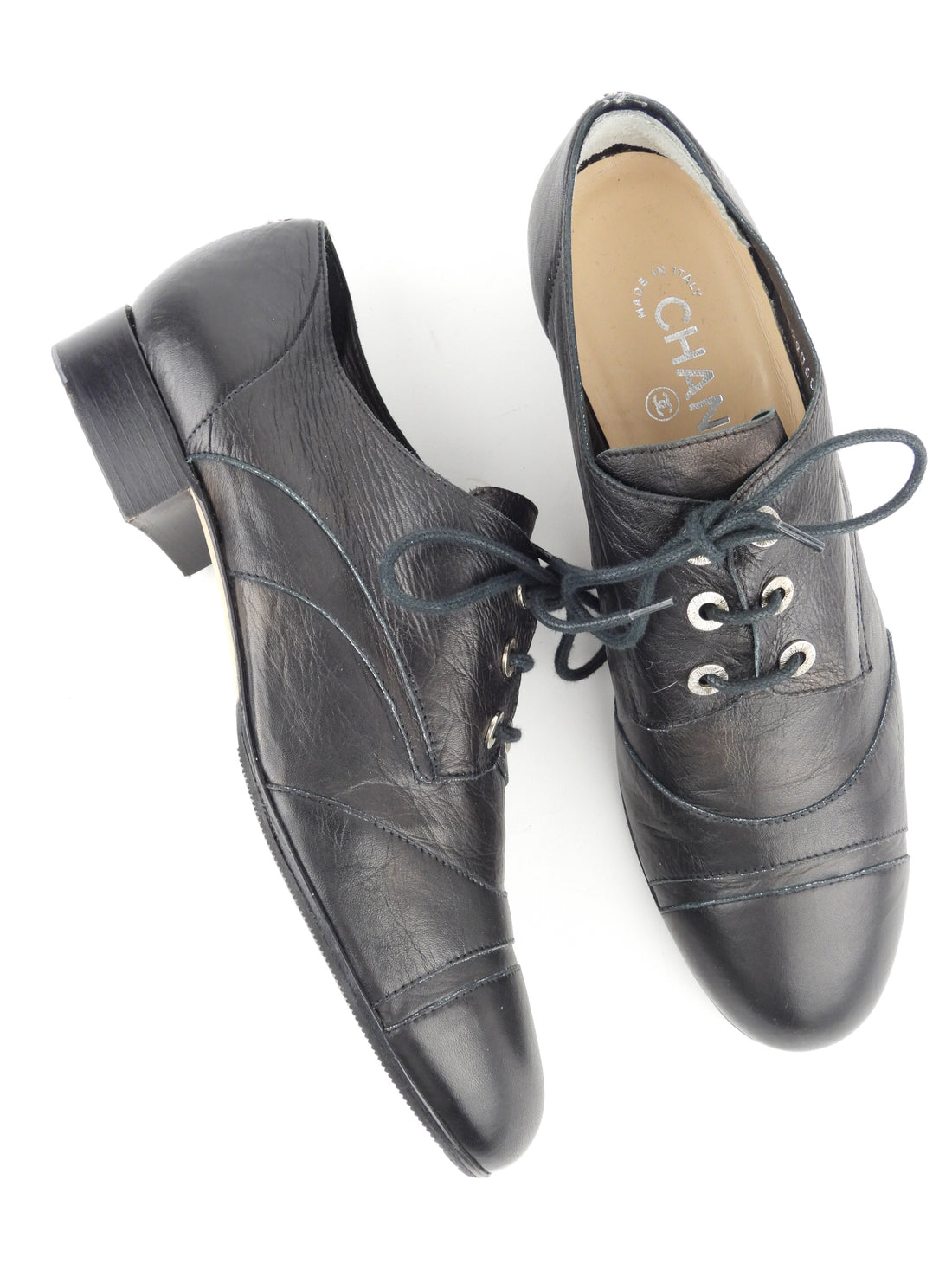 Chanel Black Leather Cap Toe Block Heel Grommet Lace Up Oxford Shoes – I  MISS YOU VINTAGE