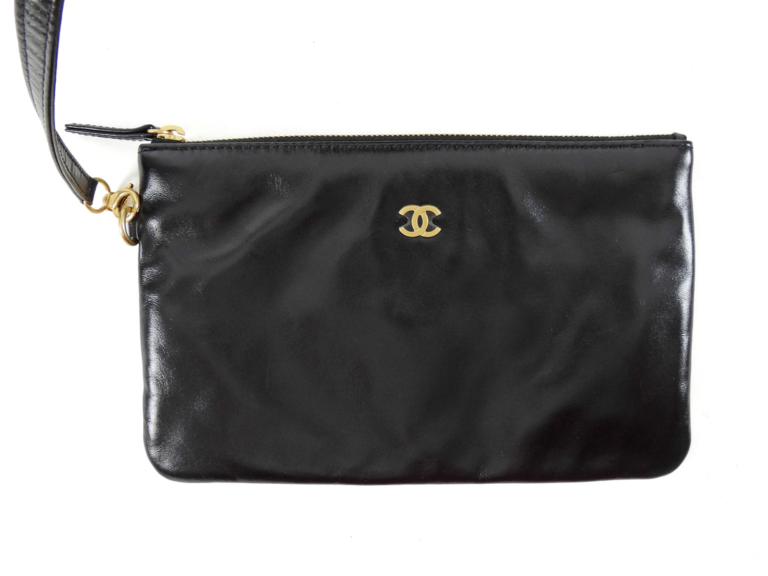 Chanel Black 22 Chain Drawstring Calfskin Small Quilted Bag
