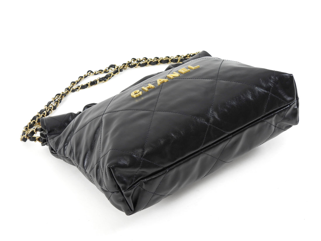 Chanel Black 22 Chain Drawstring Calfskin Small Quilted Bag