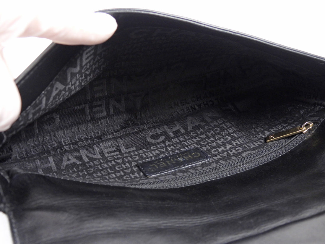 Chanel Black Vintage 2002 Chocolate Bar East West CC Shoulder Bag