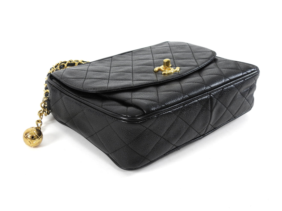 Chanel Black Vintage 1991 Caviar Quilted CC Medium Flap Front Chain Camera Bag