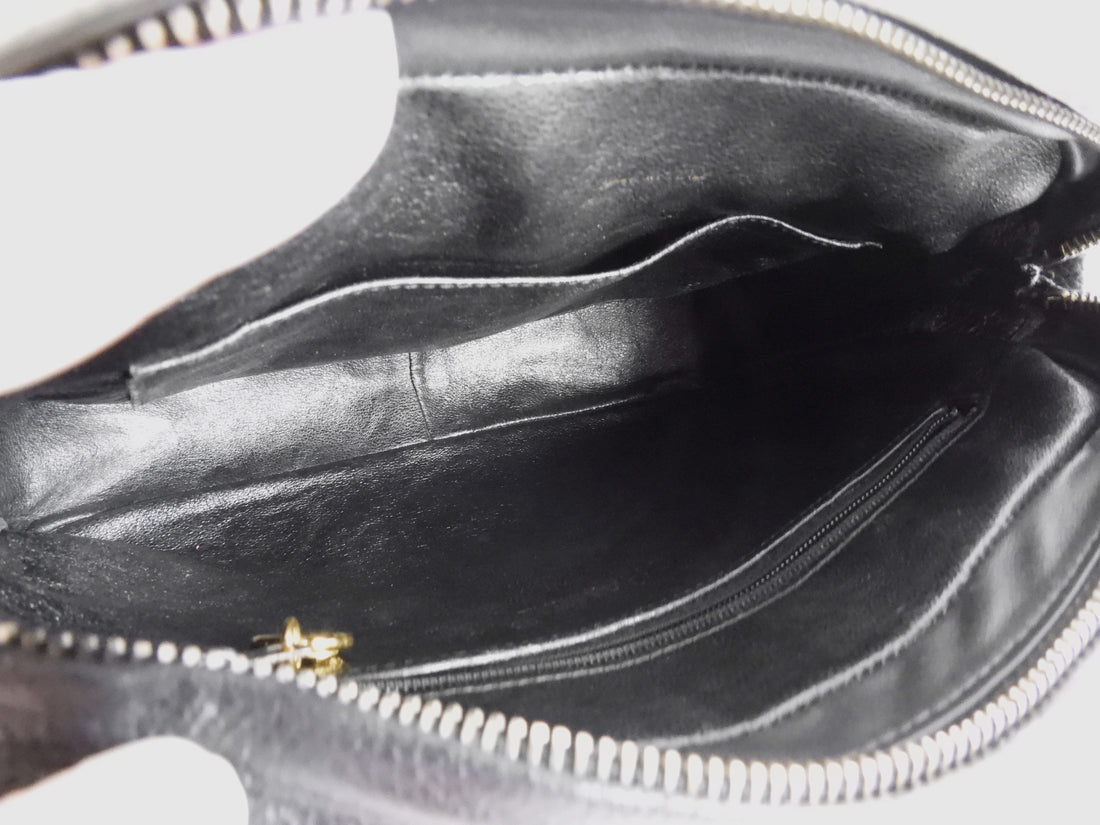 Chanel Black Vintage 1991 Caviar Quilted CC Medium Flap Front Chain Camera Bag