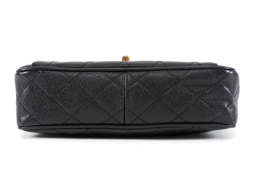 Chanel Black Vintage 1991 Caviar Quilted CC Medium Flap Front Chain Camera Bag