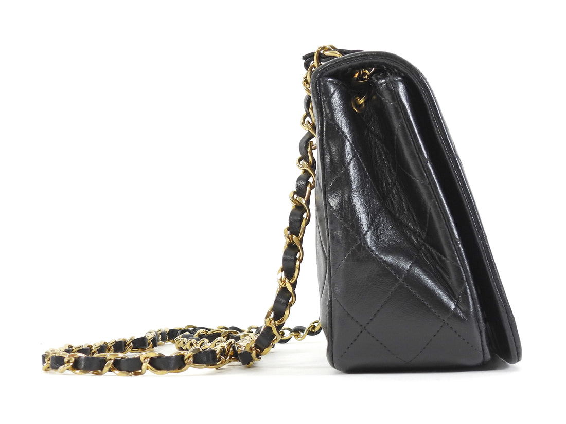 Chanel Black Vintage 1989 Classic Medium Full Flap Bag