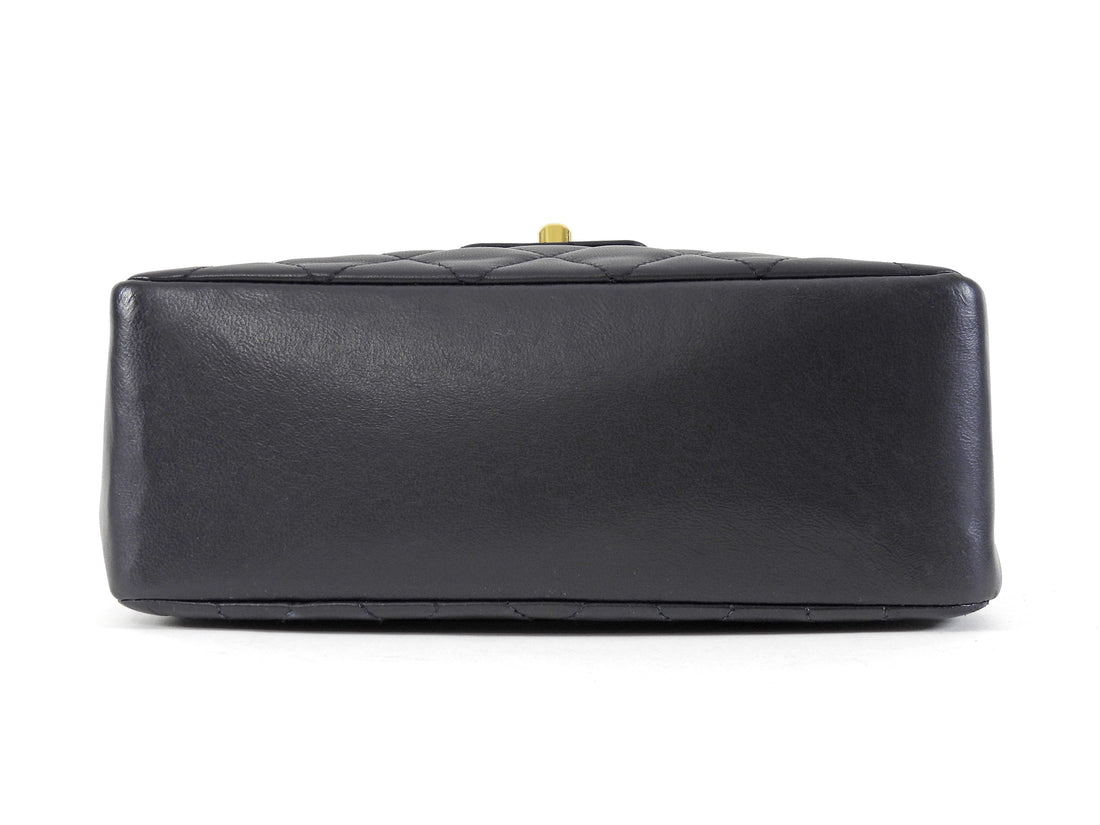 Chanel Black Vintage 1989 Lambskin Quilted CC Flap Small Kelly Bag