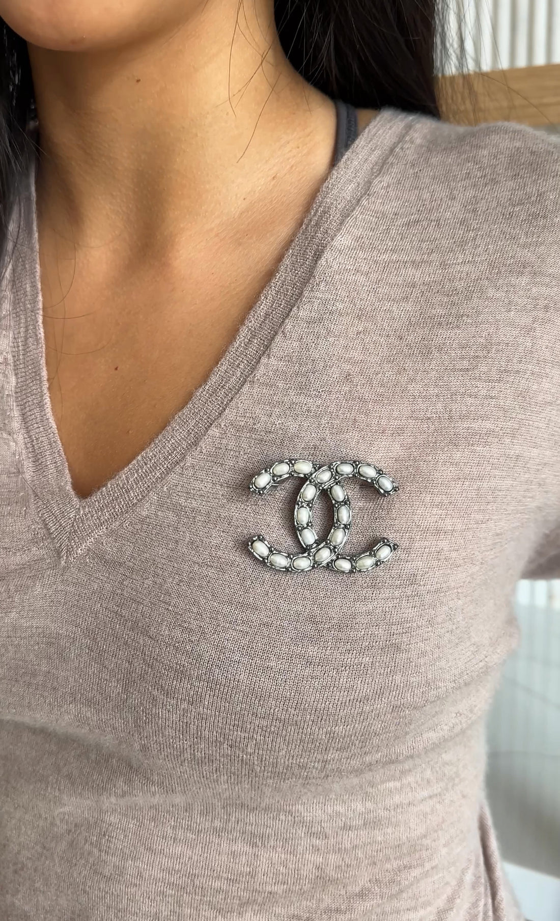 Chanel 12P Ruthenium Pearl CC Logo Brooch Pin
