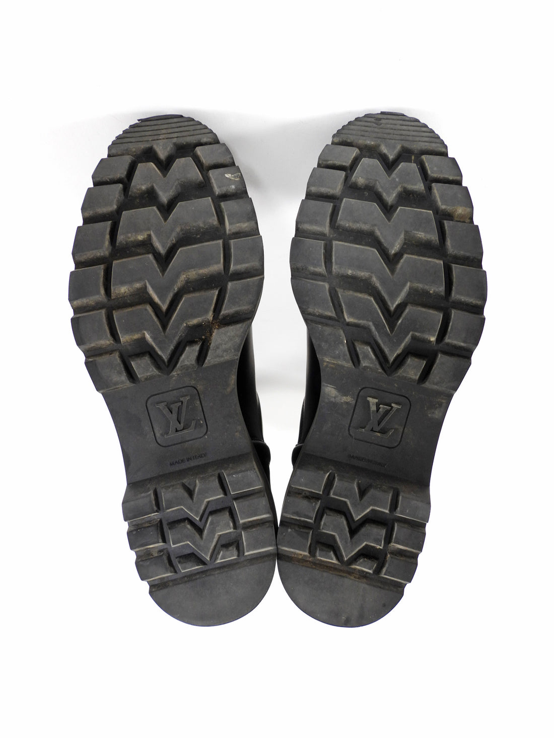 Louis Vuitton Coated Rubber Tall Tack Sole Rain Boot - 7