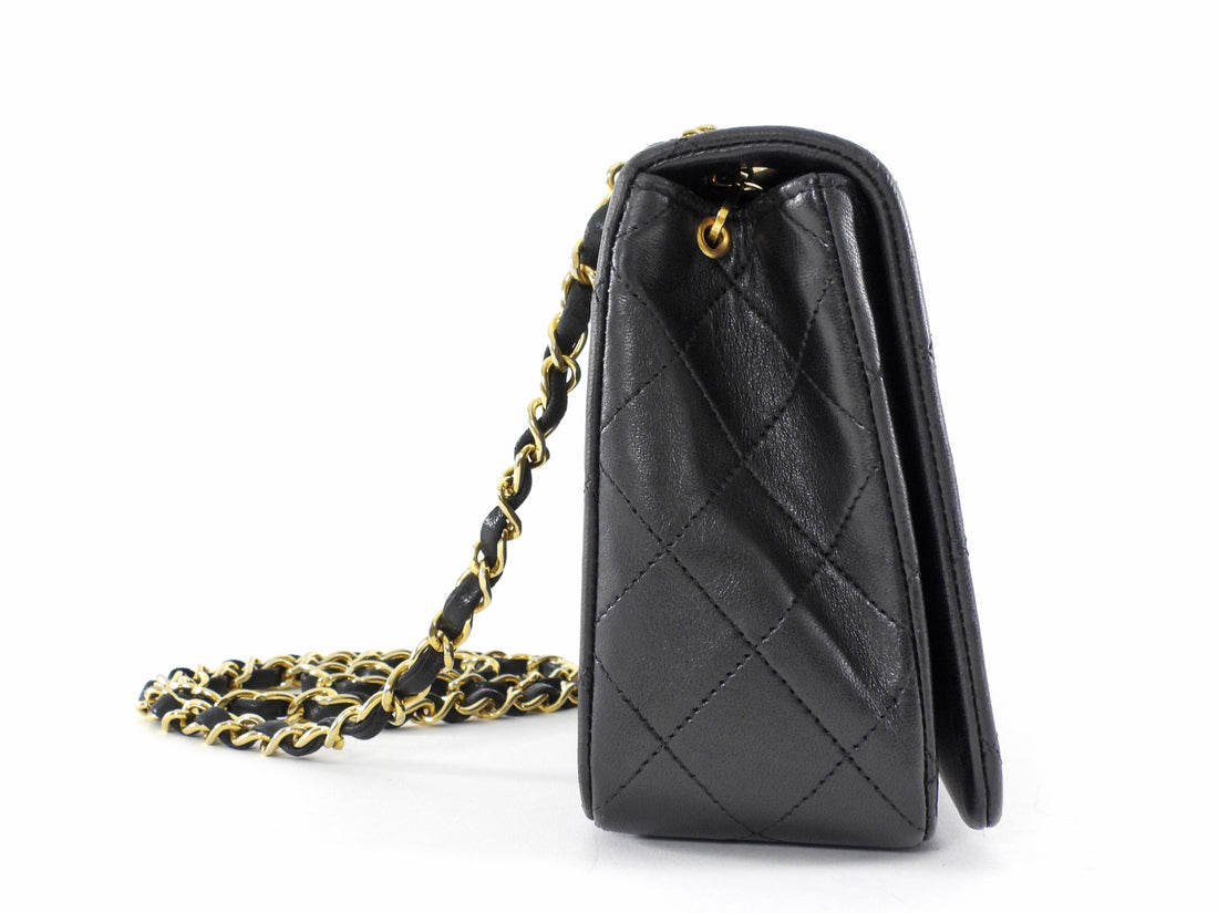 Chanel Black Vintage 1989 Quilted Leather Classic Full Flap Bag Small