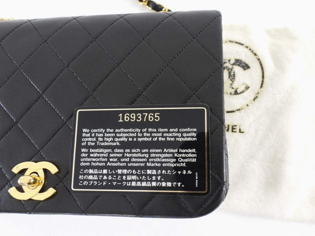 Chanel Black Vintage 1989 Quilted Leather Classic Full Flap Bag Small