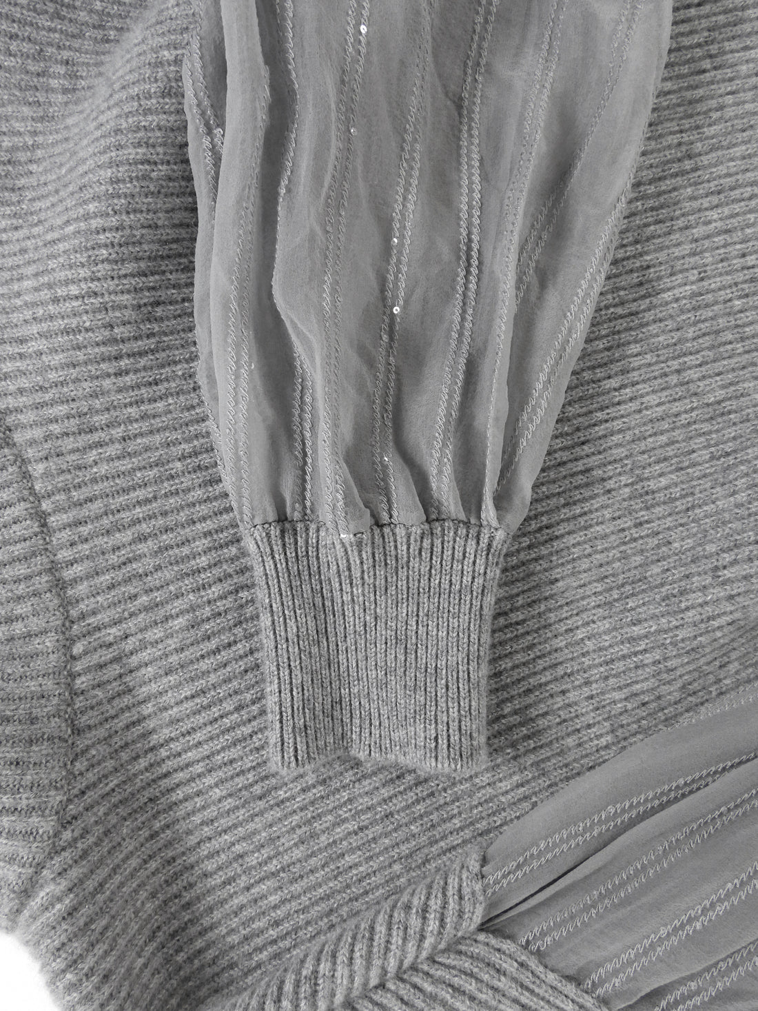 Brunello Cuccinelli Grey Cashmere Sheer Sleeve Sweater - M