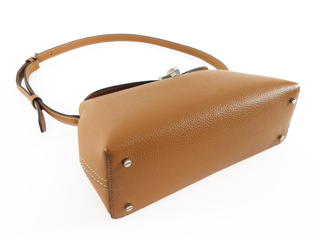 Toteme Tan Pebble Grain Leather T-Lock Clutch Shoulder Bag