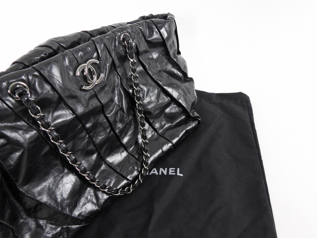 Chanel Black CC Glazed Leather Large Twisted East/West Chain Tote Bag