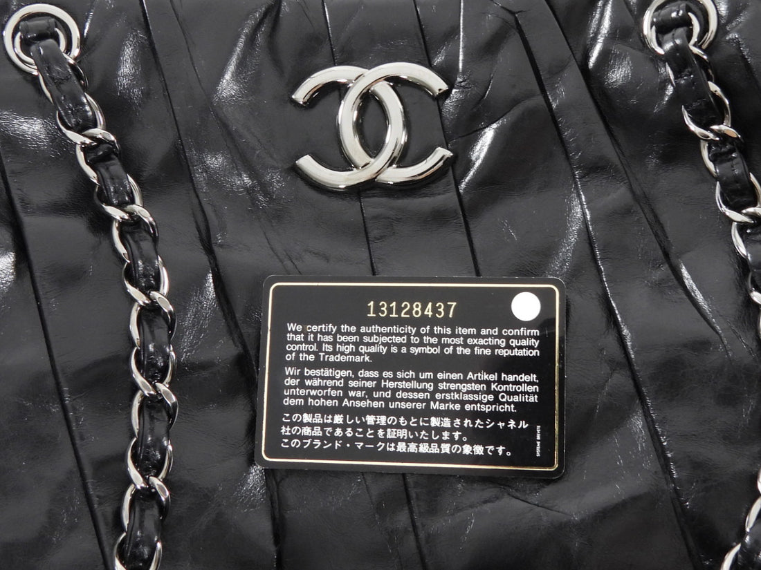 Chanel Black CC Glazed Leather Large Twisted East/West Chain Tote Bag