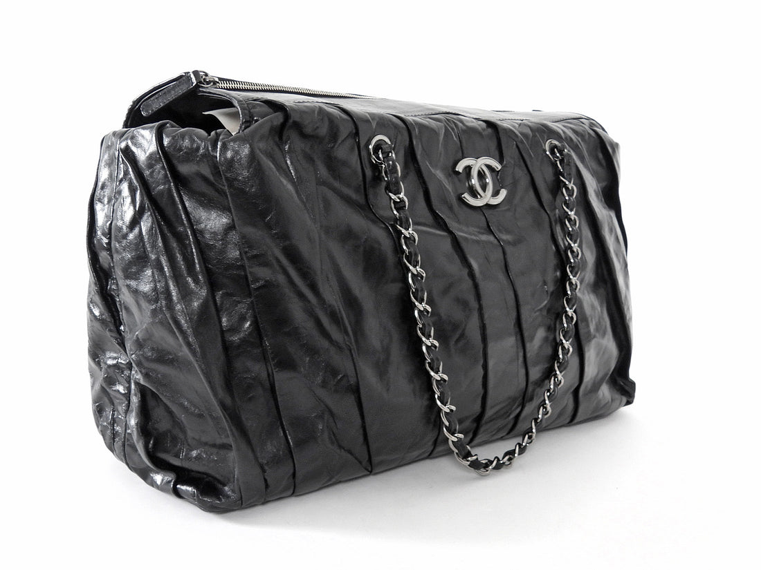 Chanel Black CC Glazed Leather Large Twisted East/West Chain Tote Bag
