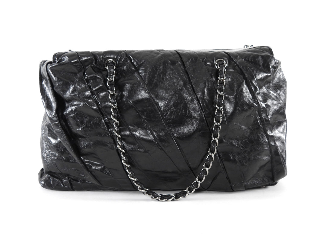 Chanel Black CC Glazed Leather Large Twisted East/West Chain Tote Bag