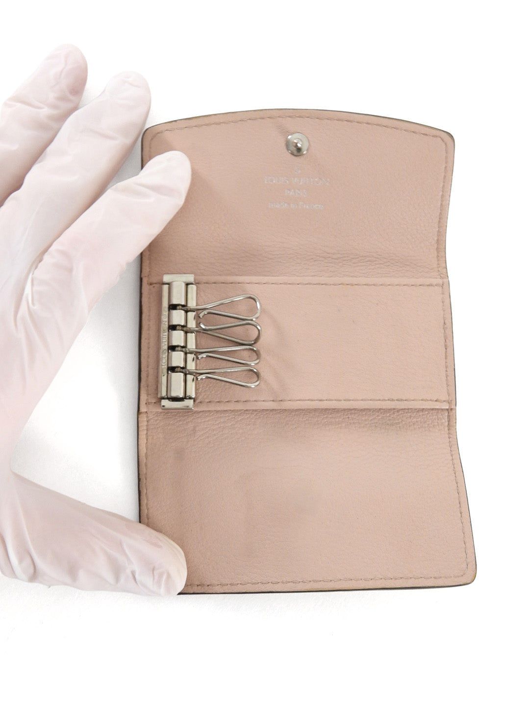 Louis Vuitton Beige Mahina Perforated Leather 4-Key Keyholder