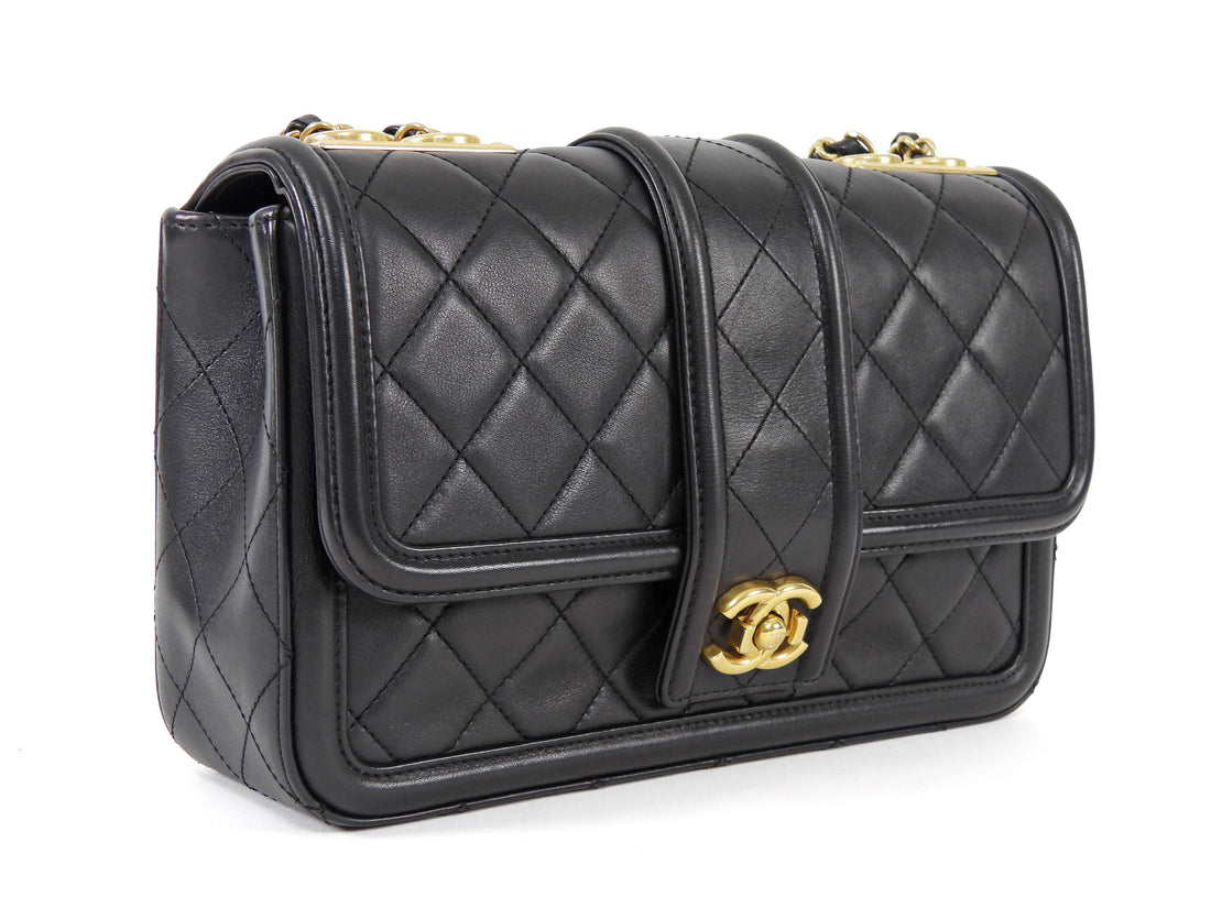 Chanel Black Medium Quilted Leather Elegant Medium CC Flap Bag
