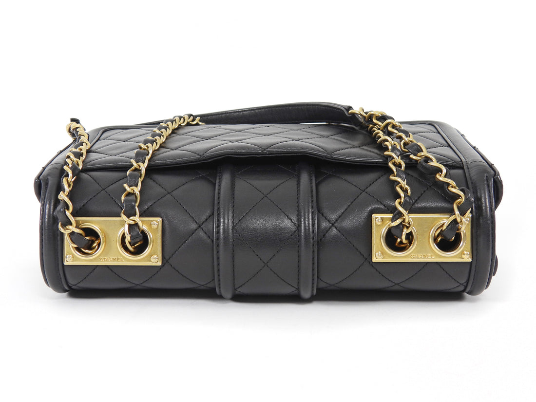 Chanel Black Medium Quilted Leather Elegant Medium CC Flap Bag