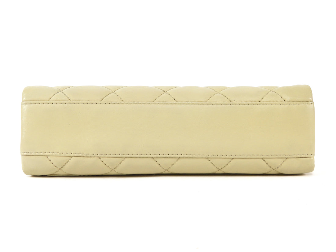 Chanel Beige Vintage 2004 Quilted Leather Metal Chain Medium Handle Hand Bag