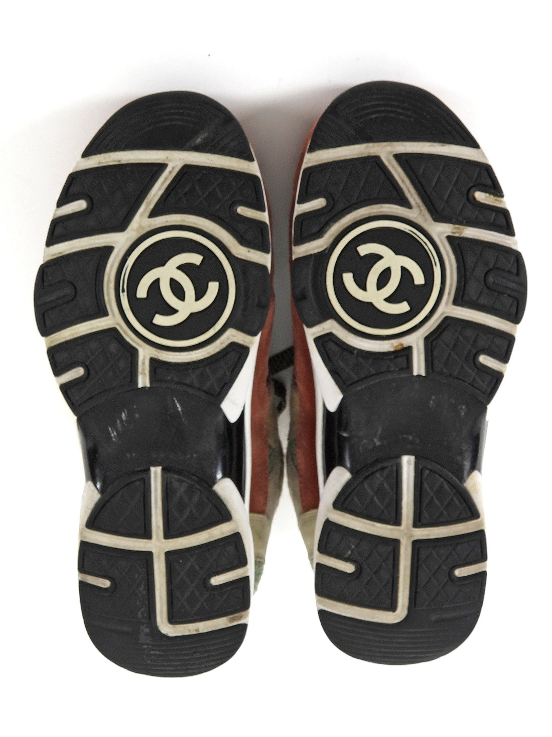 Chanel Beige Pink Multicoloured AW2022 Suede Tweed Combo CC Sneakers - 37.5