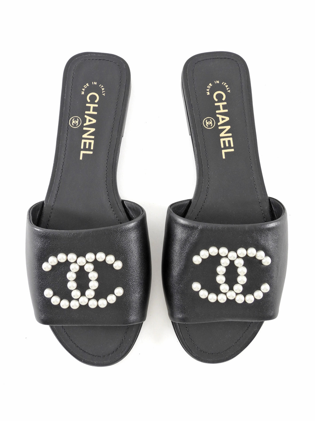 Chanel Pearl Interlocking CC Black Lambskin Flat Sandals - 37C