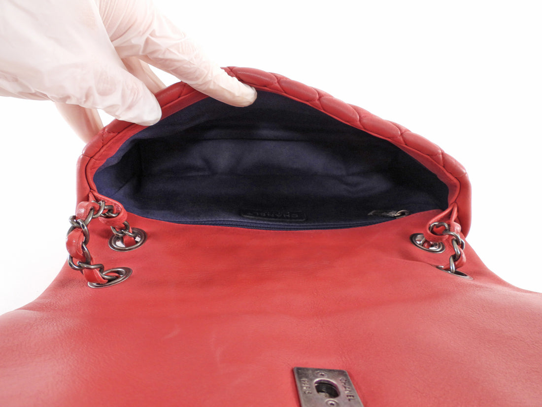 Chanel Cherry Pink Bubble Quilted Leather CC Medium Flap Bag Ruthenium HW