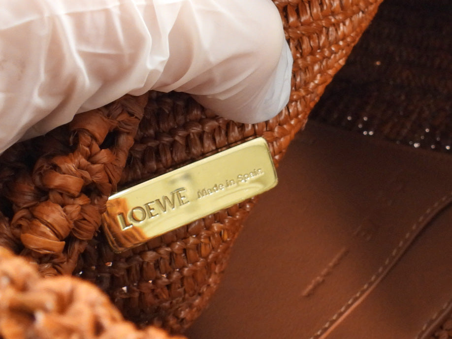 Loewe x Paula's Ibiza Ola Brown Gold Crochet Raffia Medium Chain Shoulder Bag