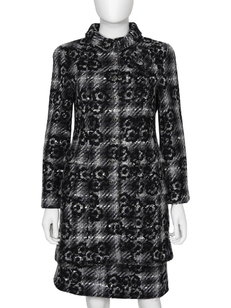 Chanel Black Grey 05A Tweed Wool Camelia Skirt and Coat 2pcs - 38