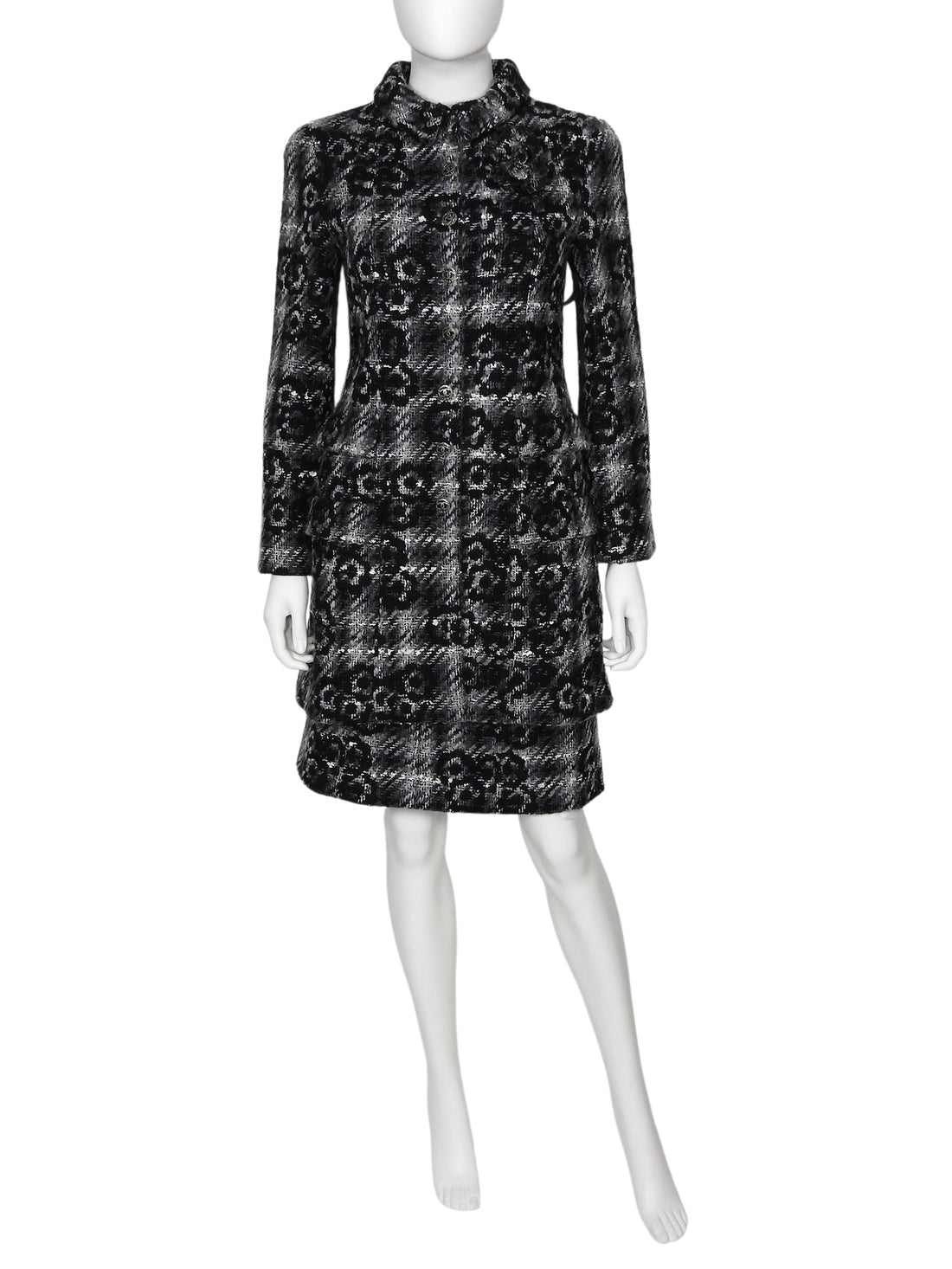 Chanel Black Grey 05A Tweed Wool Camelia Skirt and Coat 2pcs - 38