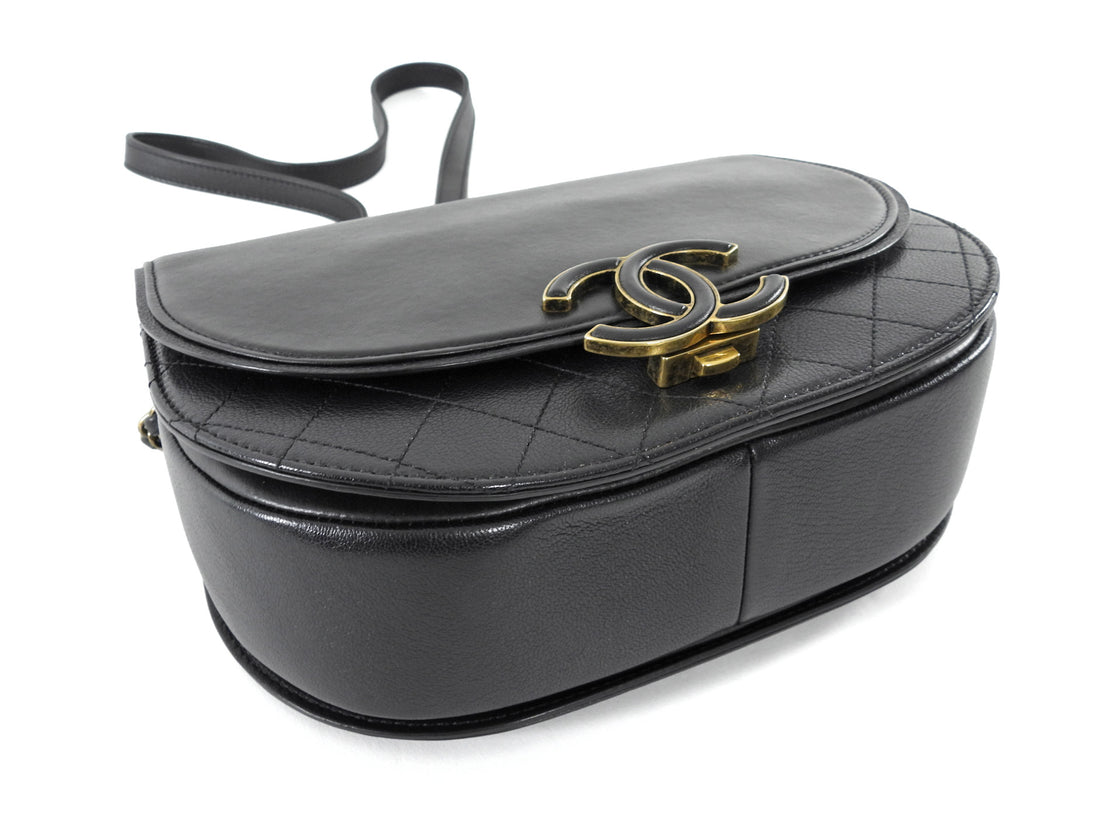 Chanel Black Leather Medium Coco Curve CC Flap Bag