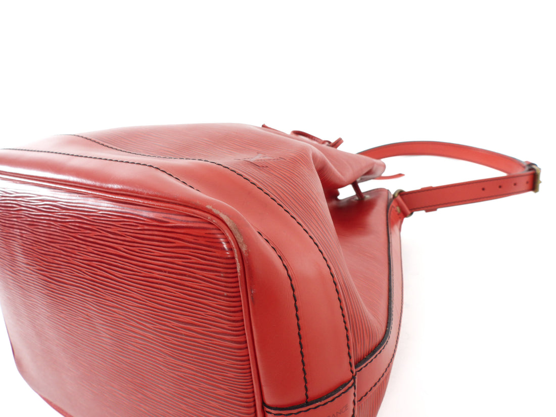 Louis Vuitton Vintage 1990 Red Epi Leather Noe GM Bucket Bag