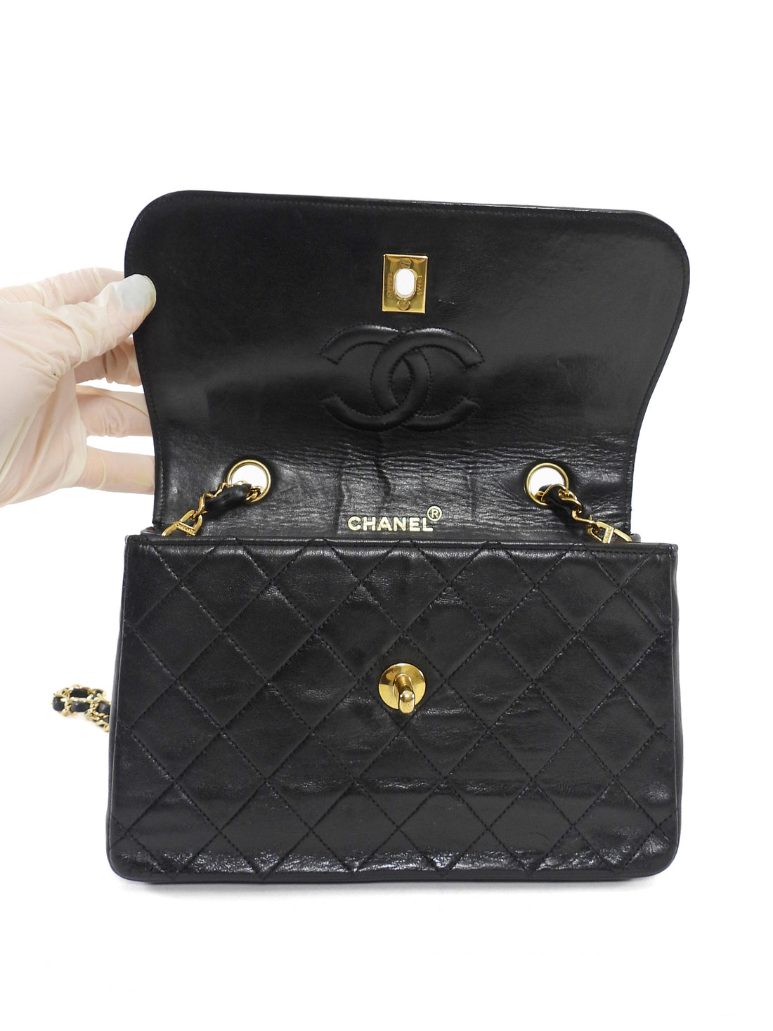 Chanel Vintage 1989 Black Quilted Leather Small Chain Flap Bag