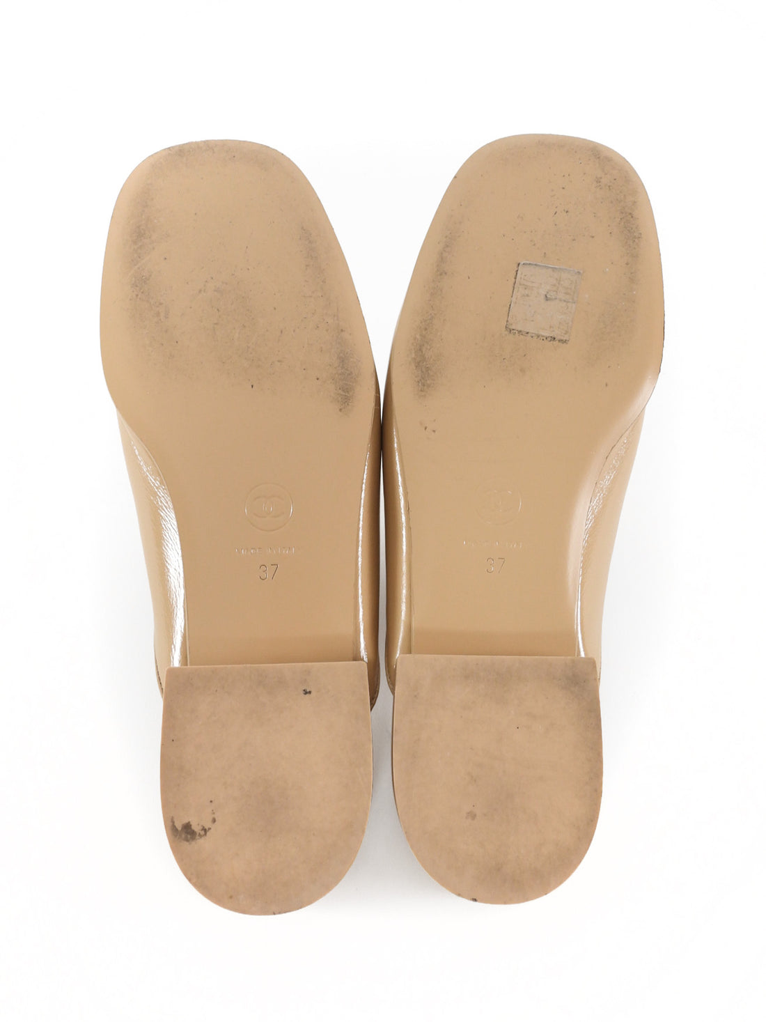 Chanel 25S Beige Patent Crystal Strass CC Flat Slide Mules  - 37