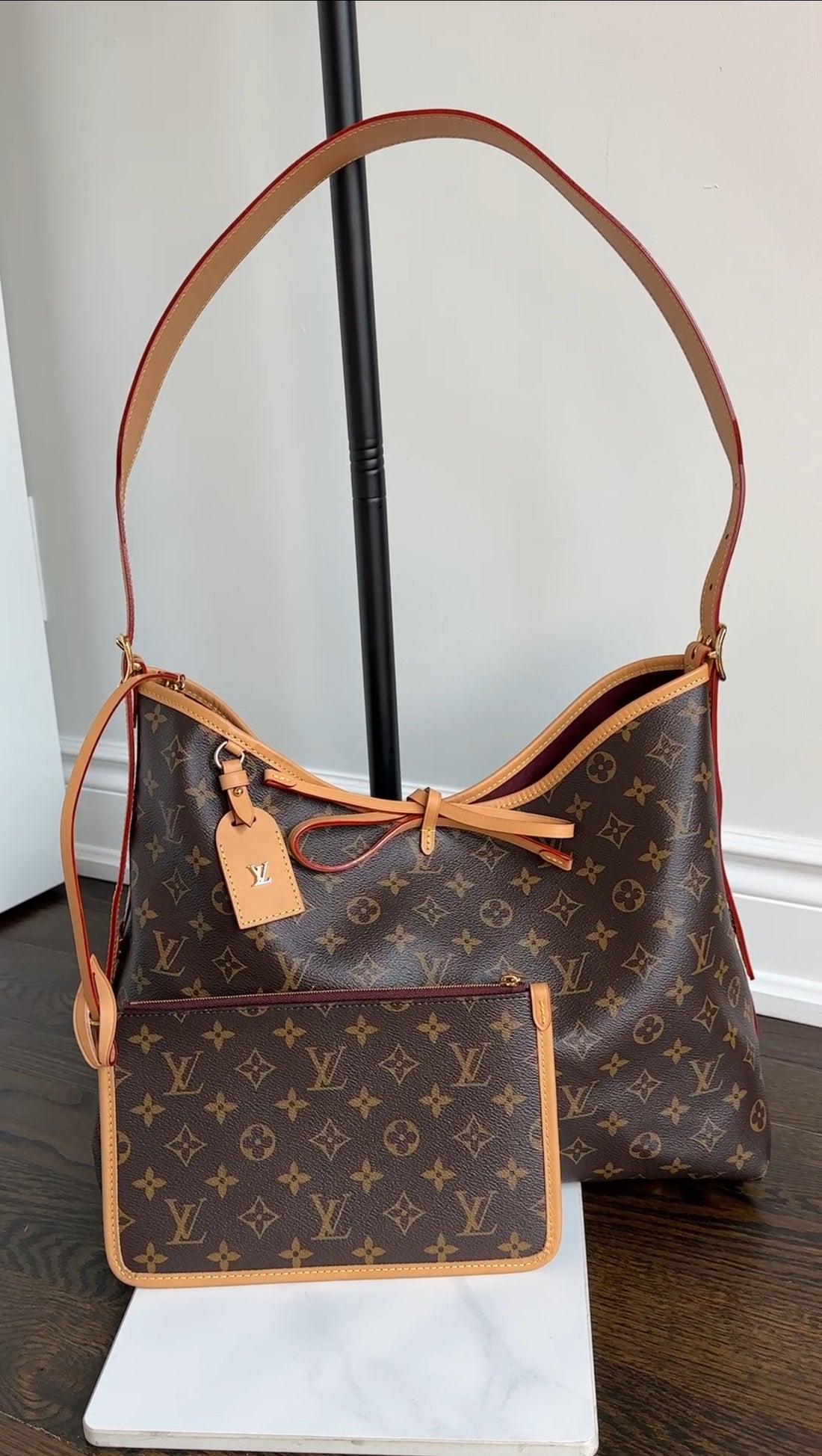 Louis Vuitton Carryall MM Monogram Canvas Shoulder Bag