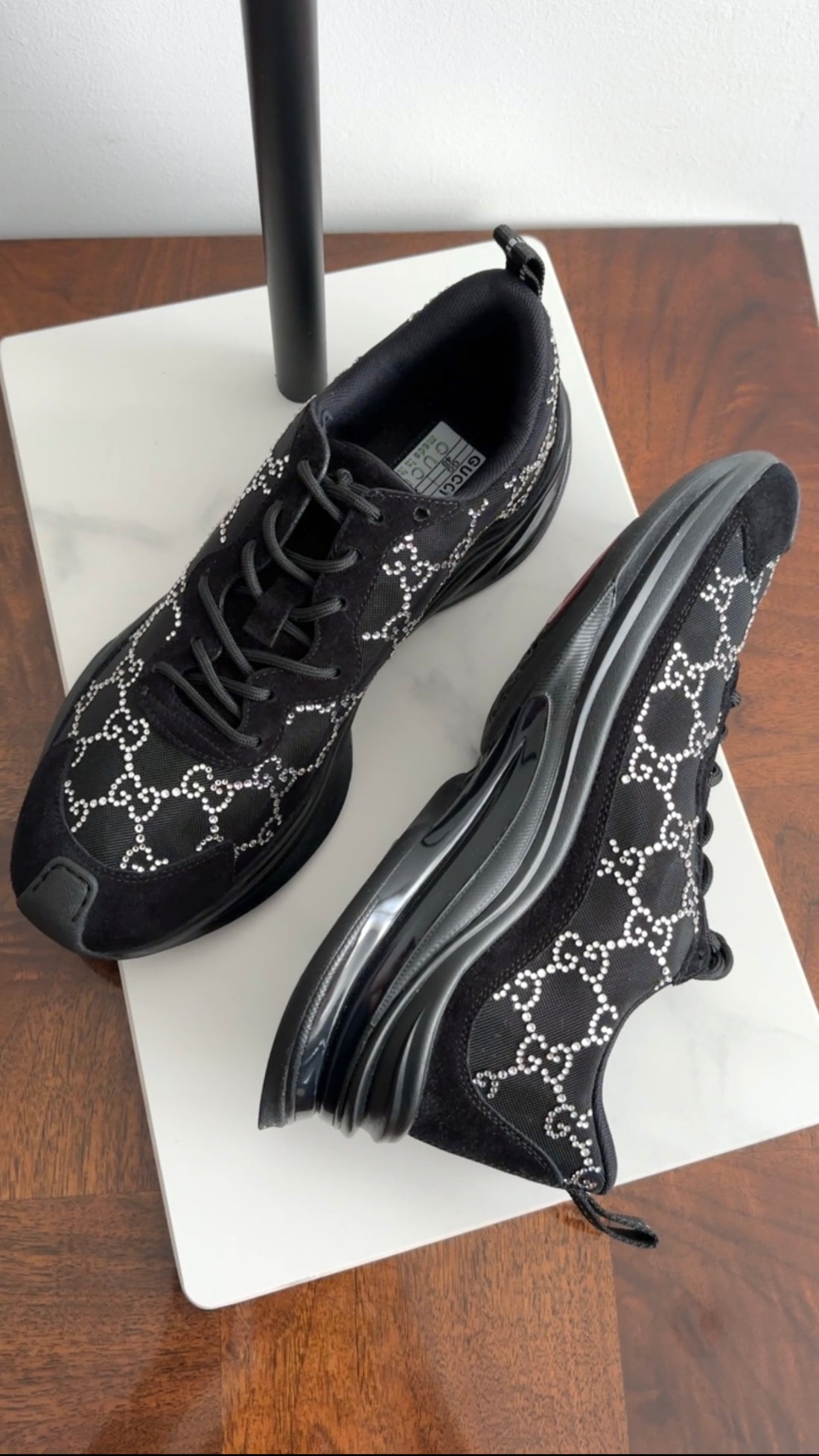 Runner Gucci Rhinestone Gucci Run Black Mesh and Clear GG Monogram Crystal Sneakers - 40 – I ...