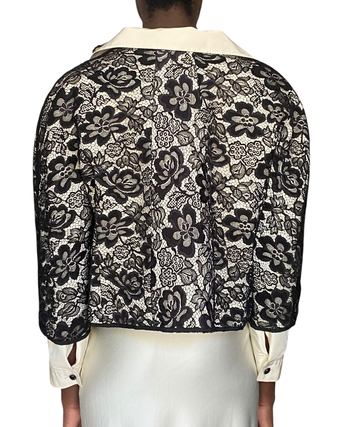 Carolina Herrera Ivory Black Lace Open Cropped Jacket - 12