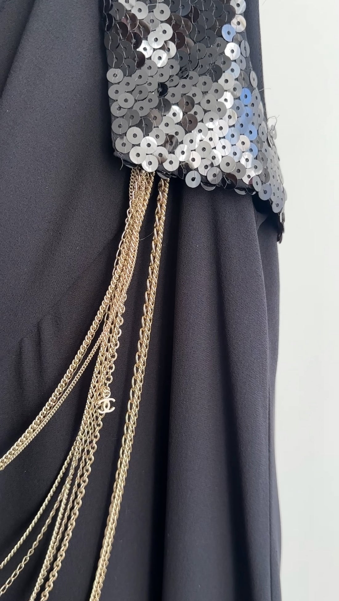 Chanel 07P Black Sequin Flare Dress with Gold Chains - FR40 / M I MISS YOU VINTAGE Chanel 07P Black Sequin Flare Dress with Gold Chains - FR40 / M I MISS YOU VINTAGE
