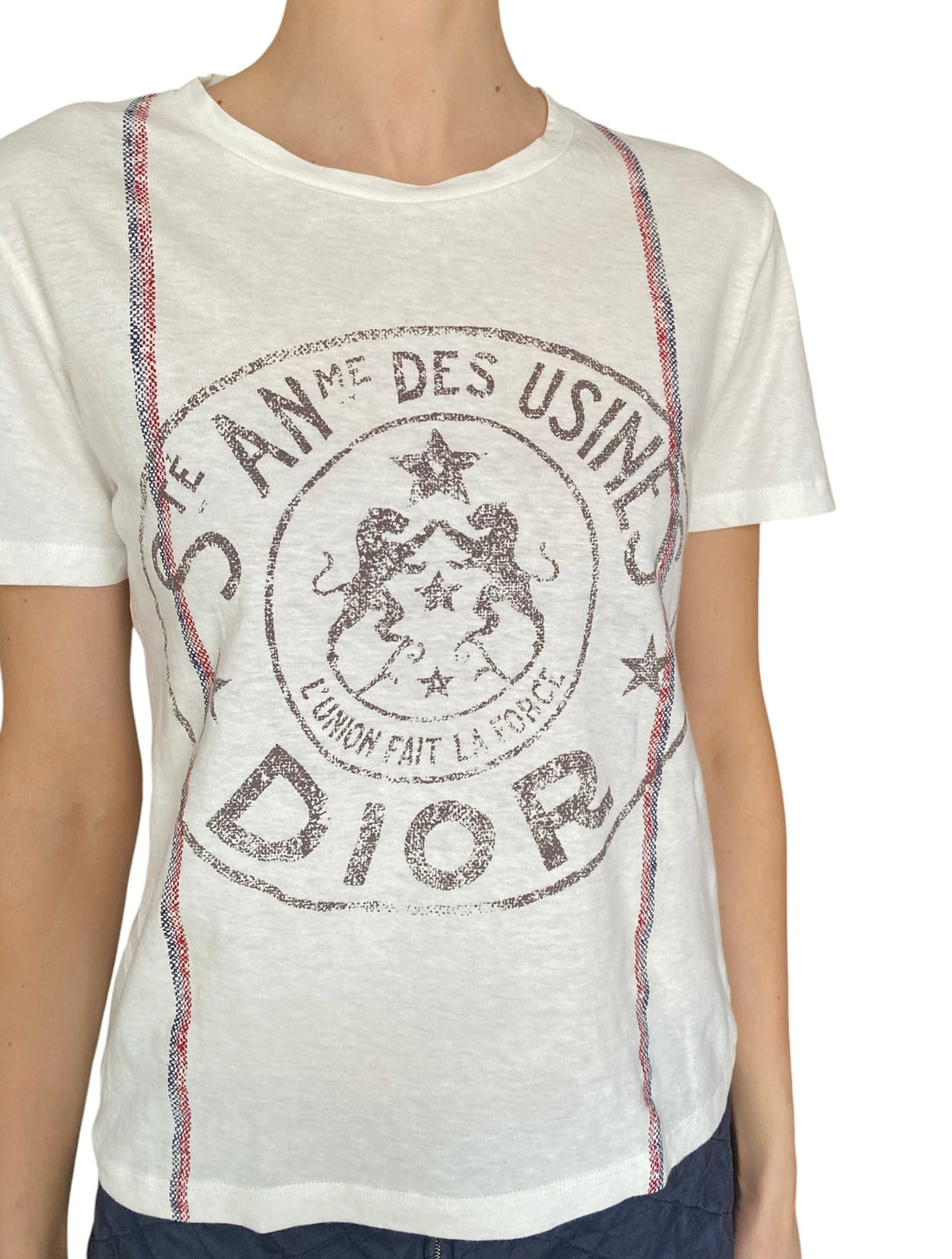 Christian Dior White & Red L'Union Fait La Force Emblem Graphic Tee - XS / US 2-4