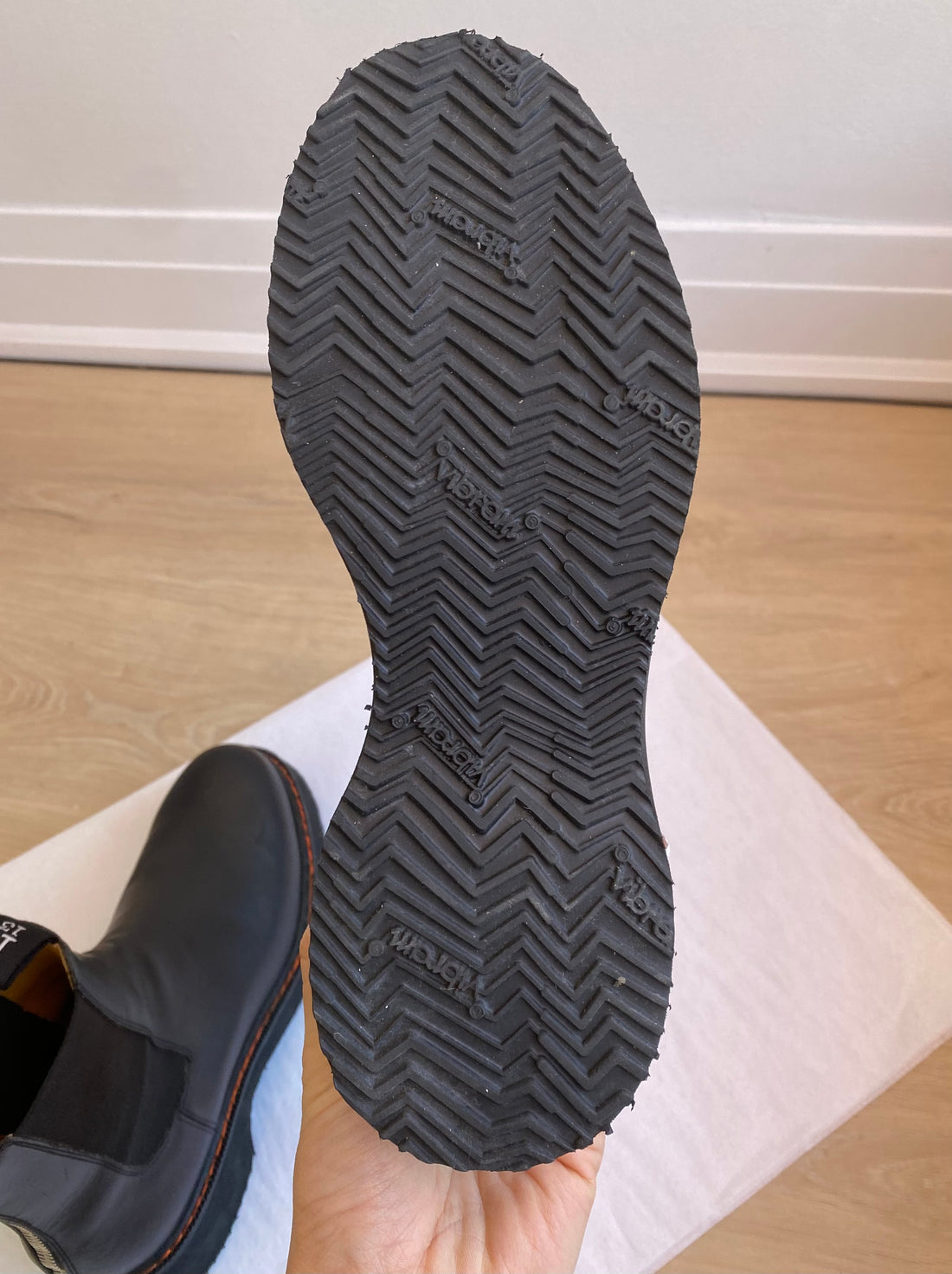 R13 Black Leather Single Stack Chelsea Boots - 39