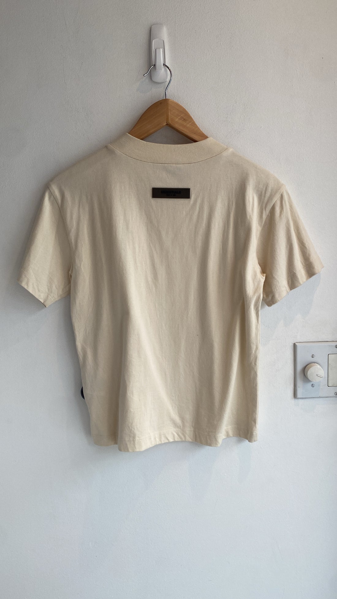 Essentials Basic Logo Tee - XS