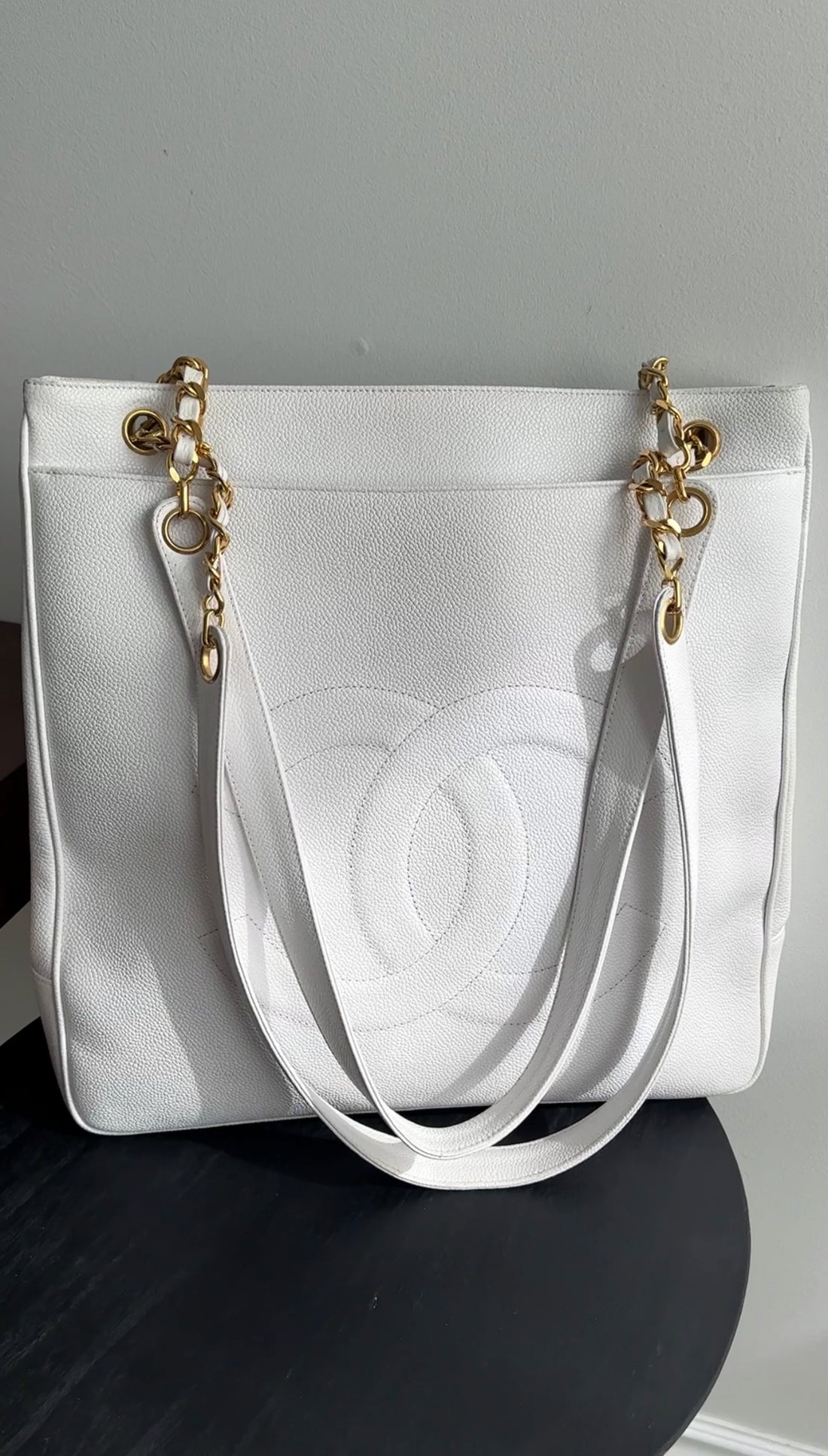 Chanel Vintage 1994 White Caviar Large CC Shoulder Tote Bag