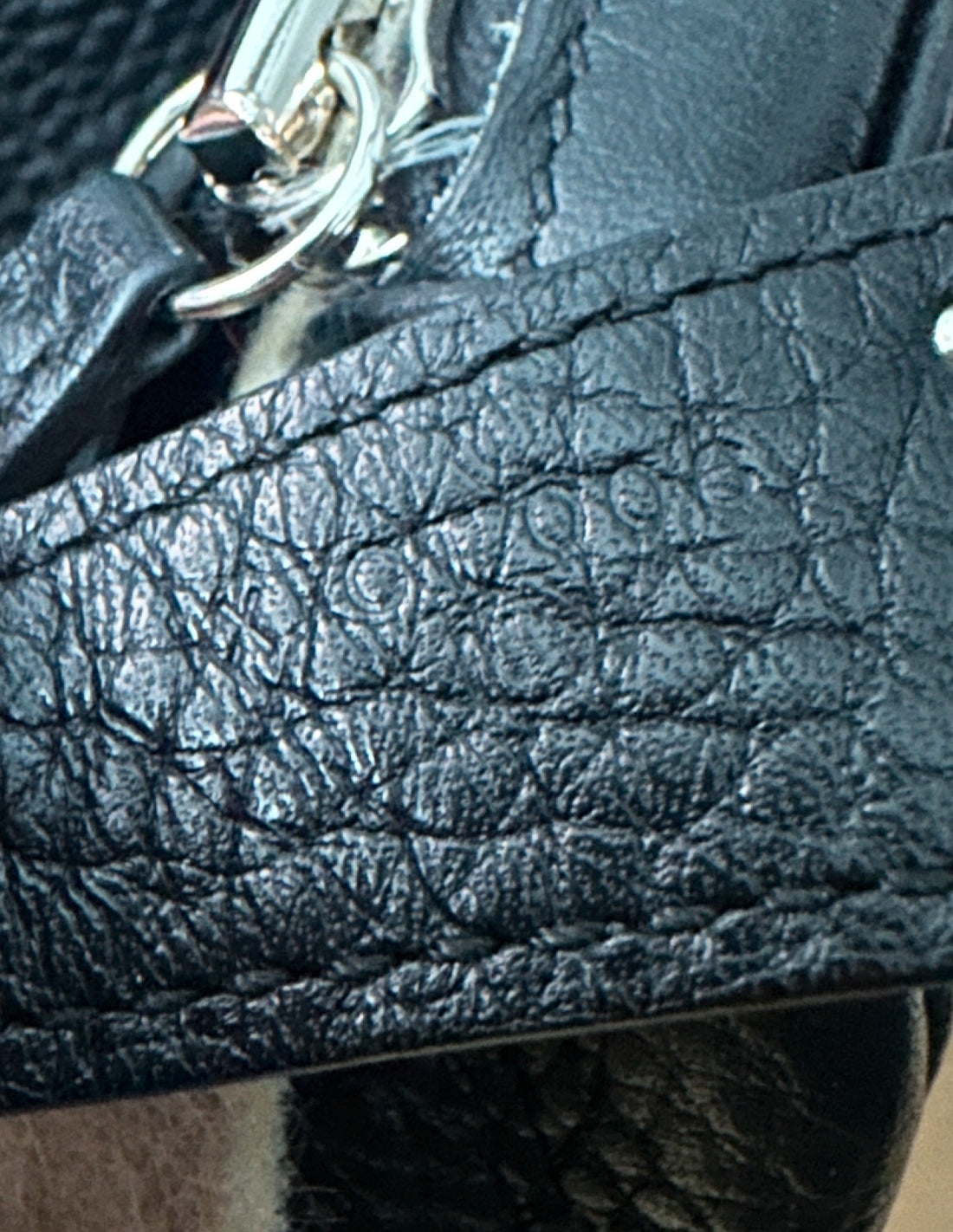 Hermes Black Clemence Leather Lindy 30 Bag PHW