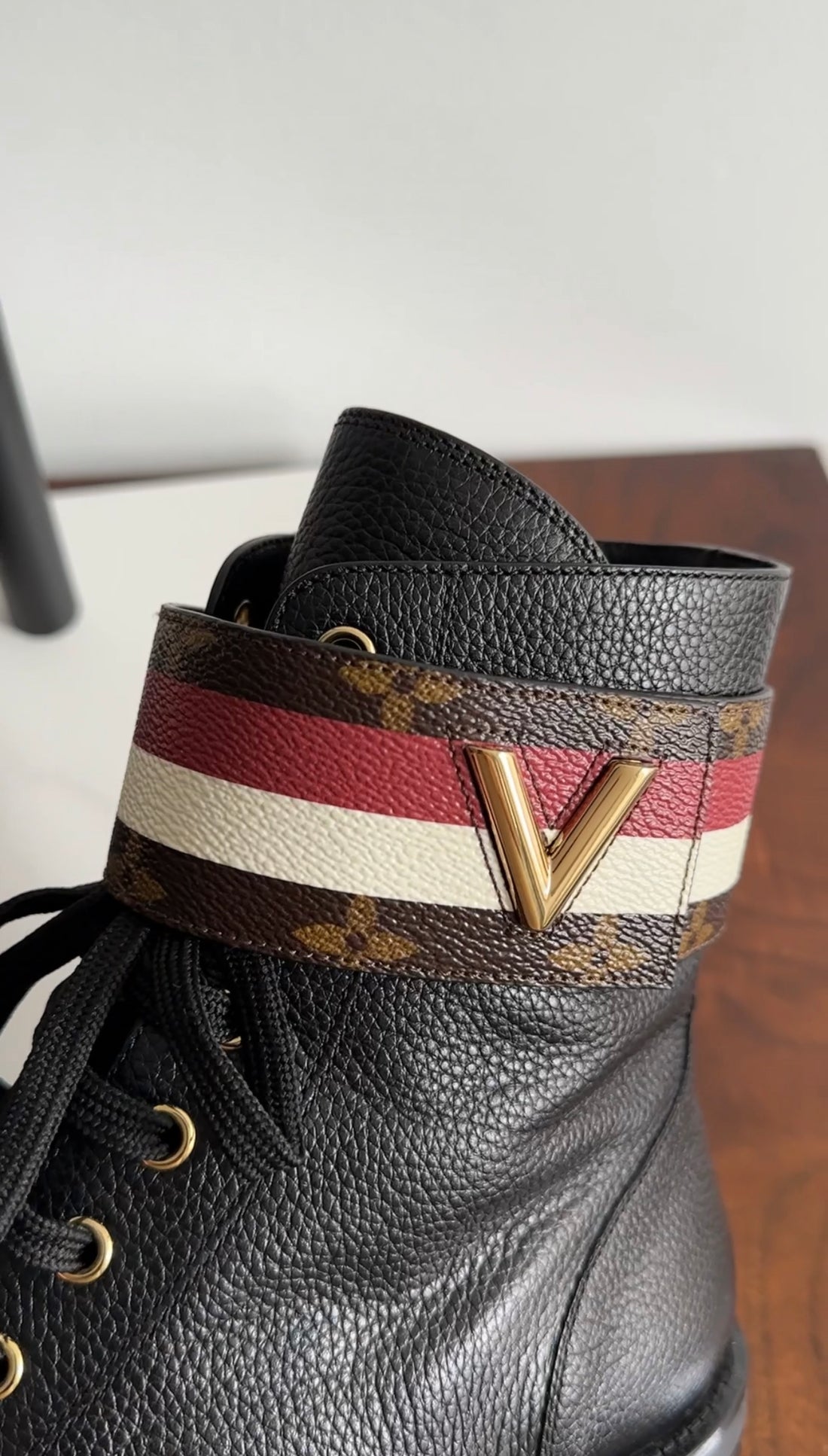 Louis Vuitton Black Leather Monogram Canvas Ranger Flat Boot - 40 / 9